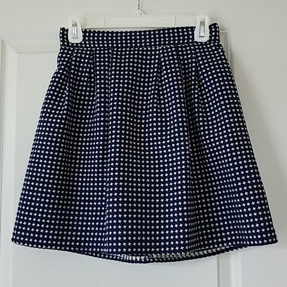 Francesca's skirt size small
